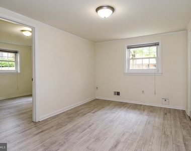 7513 Sebago Road - Photo Thumbnail 40
