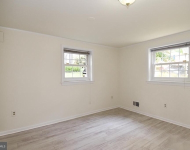 7513 Sebago Road - Photo Thumbnail 34
