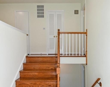 7513 Sebago Road - Photo Thumbnail 6