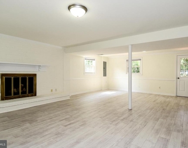 7513 Sebago Road - Photo Thumbnail 33