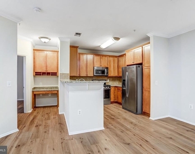 11800 Old Georgetown Road - Photo Thumbnail 18