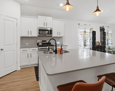 129 Esparza Dr - Photo Thumbnail 8