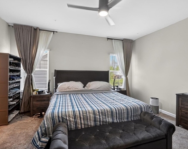 10129 Kings Grove Way - Photo Thumbnail 9