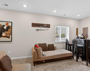 10129 Kings Grove Way - Photo Thumbnail 7