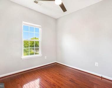 22764 Autumn Breeze Avenue - Photo Thumbnail 28