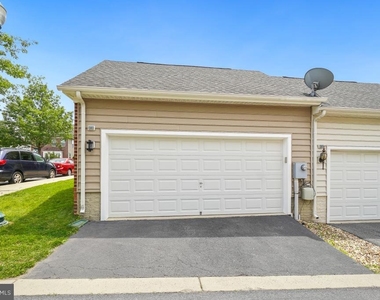 22764 Autumn Breeze Avenue - Photo Thumbnail 44