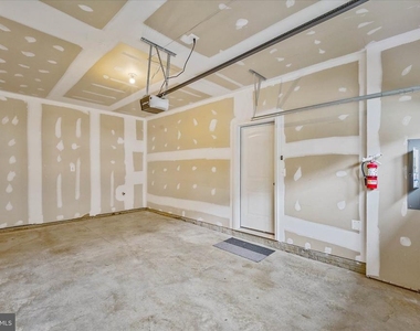 7726 Dagny Way - Photo Thumbnail 4