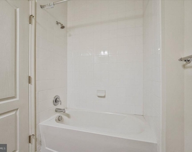 7726 Dagny Way - Photo Thumbnail 10