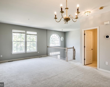 2702 Snowmill Court - Photo Thumbnail 11