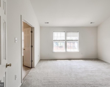 2702 Snowmill Court - Photo Thumbnail 26