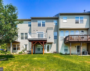 2702 Snowmill Court - Photo Thumbnail 32