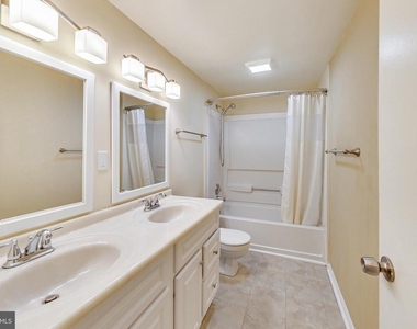 6510 Overheart Lane - Photo Thumbnail 21