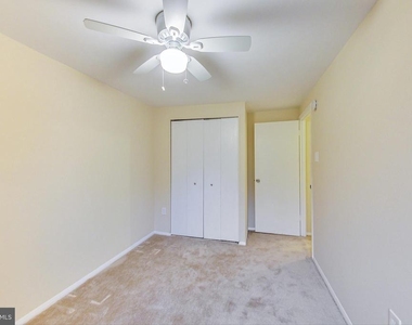6510 Overheart Lane - Photo Thumbnail 20