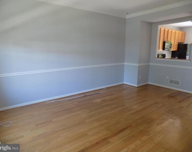 1302 Roman Ridge Way - Photo Thumbnail 1