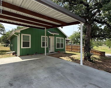 2415 Ridgeview Dr - Photo Thumbnail 1