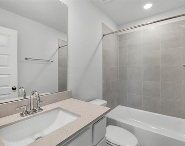 2412 Ekvall Dr - Photo Thumbnail 16