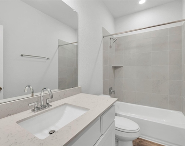 2412 Ekvall Dr - Photo Thumbnail 12