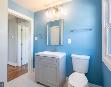 105 Meadow Road - Photo Thumbnail 22
