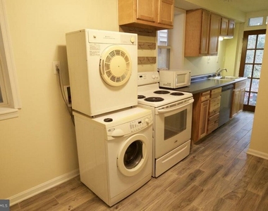 540 Brunswick Street - Photo Thumbnail 2