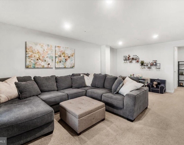 10732 Lamoka Lane - Photo Thumbnail 20