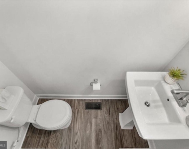 10732 Lamoka Lane - Photo Thumbnail 11
