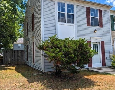 4674 Grosbeak Place - Photo Thumbnail 1