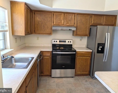 4674 Grosbeak Place - Photo Thumbnail 6