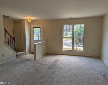 4674 Grosbeak Place - Photo Thumbnail 3