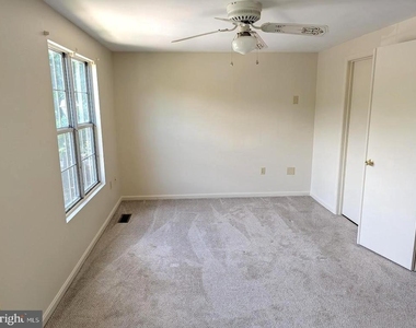 4674 Grosbeak Place - Photo Thumbnail 16