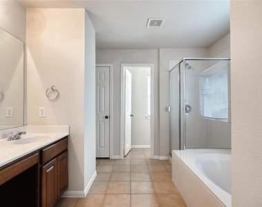314 Hidden Brook Ln - Photo Thumbnail 6