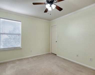 314 Hidden Brook Ln - Photo Thumbnail 10