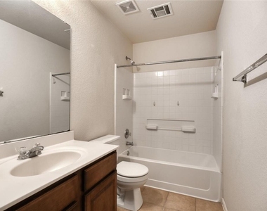 314 Hidden Brook Ln - Photo Thumbnail 12