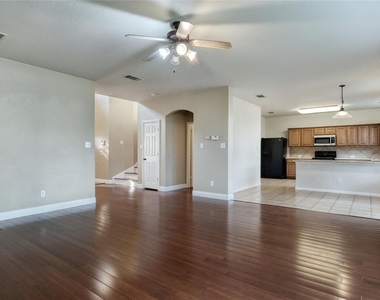 314 Hidden Brook Ln - Photo Thumbnail 2