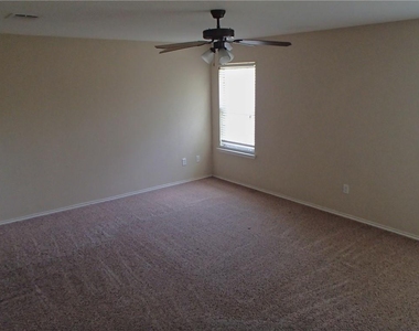 224 Wildwood Dr - Photo Thumbnail 10