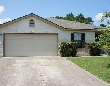 224 Wildwood Dr - Photo Thumbnail 1