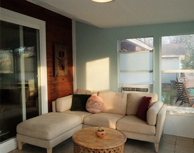 1517 Weyford Dr - Photo Thumbnail 9