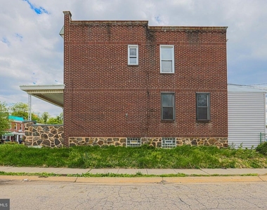 2819 Presbury Street - Photo Thumbnail 3