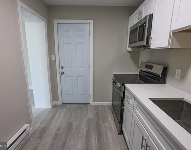 2819 Presbury Street - Photo Thumbnail 19