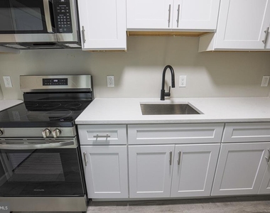 2819 Presbury Street - Photo Thumbnail 17