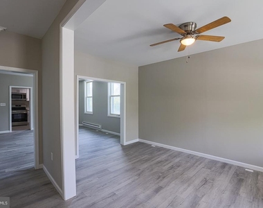 2819 Presbury Street - Photo Thumbnail 4