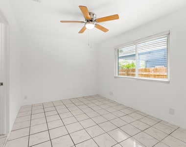 2501 Teri Rd - Photo Thumbnail 13