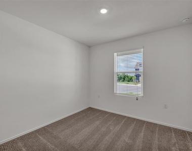 2528 Willkomen Way - Photo Thumbnail 11