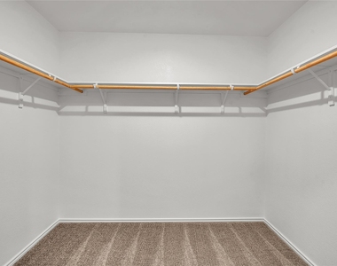 2528 Willkomen Way - Photo Thumbnail 10