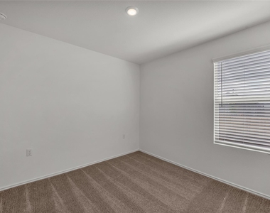 2528 Willkomen Way - Photo Thumbnail 14