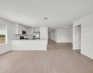 2528 Willkomen Way - Photo Thumbnail 5