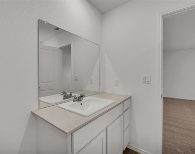 2528 Willkomen Way - Photo Thumbnail 8