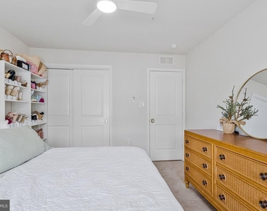 703 Skippers Lane - Photo Thumbnail 17