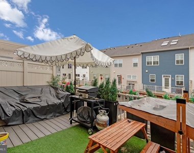 703 Skippers Lane - Photo Thumbnail 29