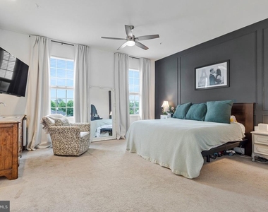 703 Skippers Lane - Photo Thumbnail 9