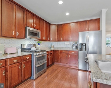 703 Skippers Lane - Photo Thumbnail 1